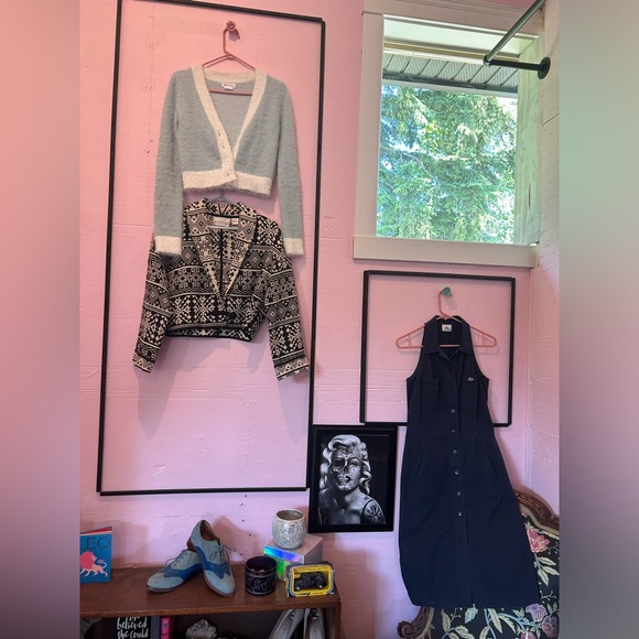 💙 00s | Lovers + Friends | Baby Blue and White Cropped Cardigan - Picture 5 of 5